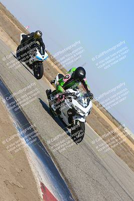 media/Mar-07-2022-Fun Track Dayz (Mon) [[9cc4a7dca7]]/Novice Group/145pm (Grapevine)/